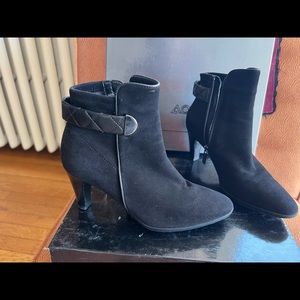 Aquatalia short boots